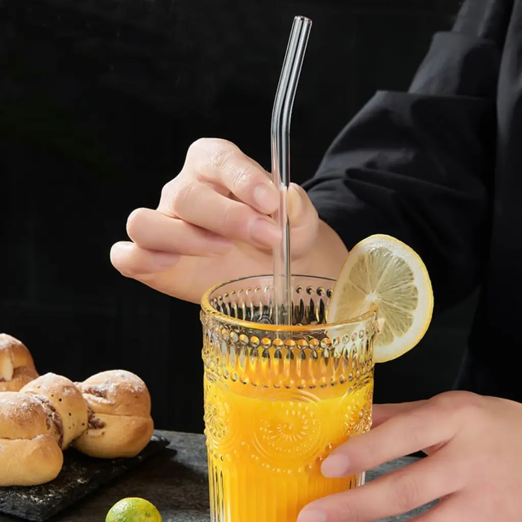glass straws2.webp