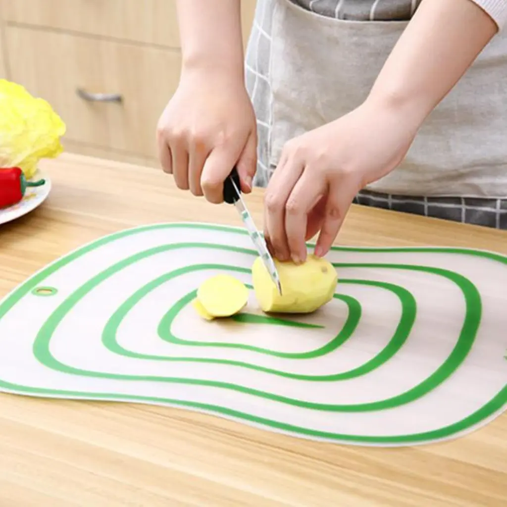 plastic cutting2.webp