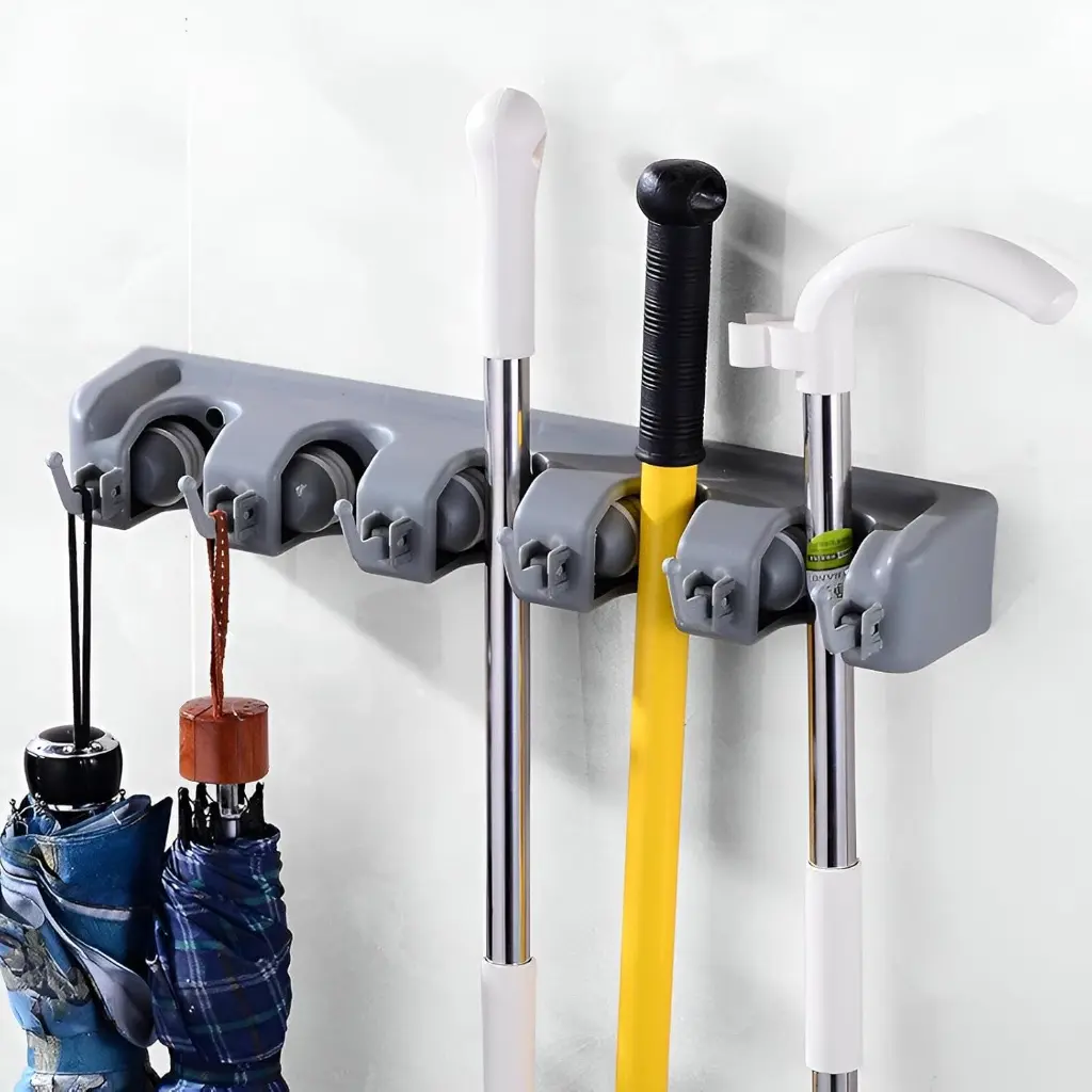 broom hanger1.webp